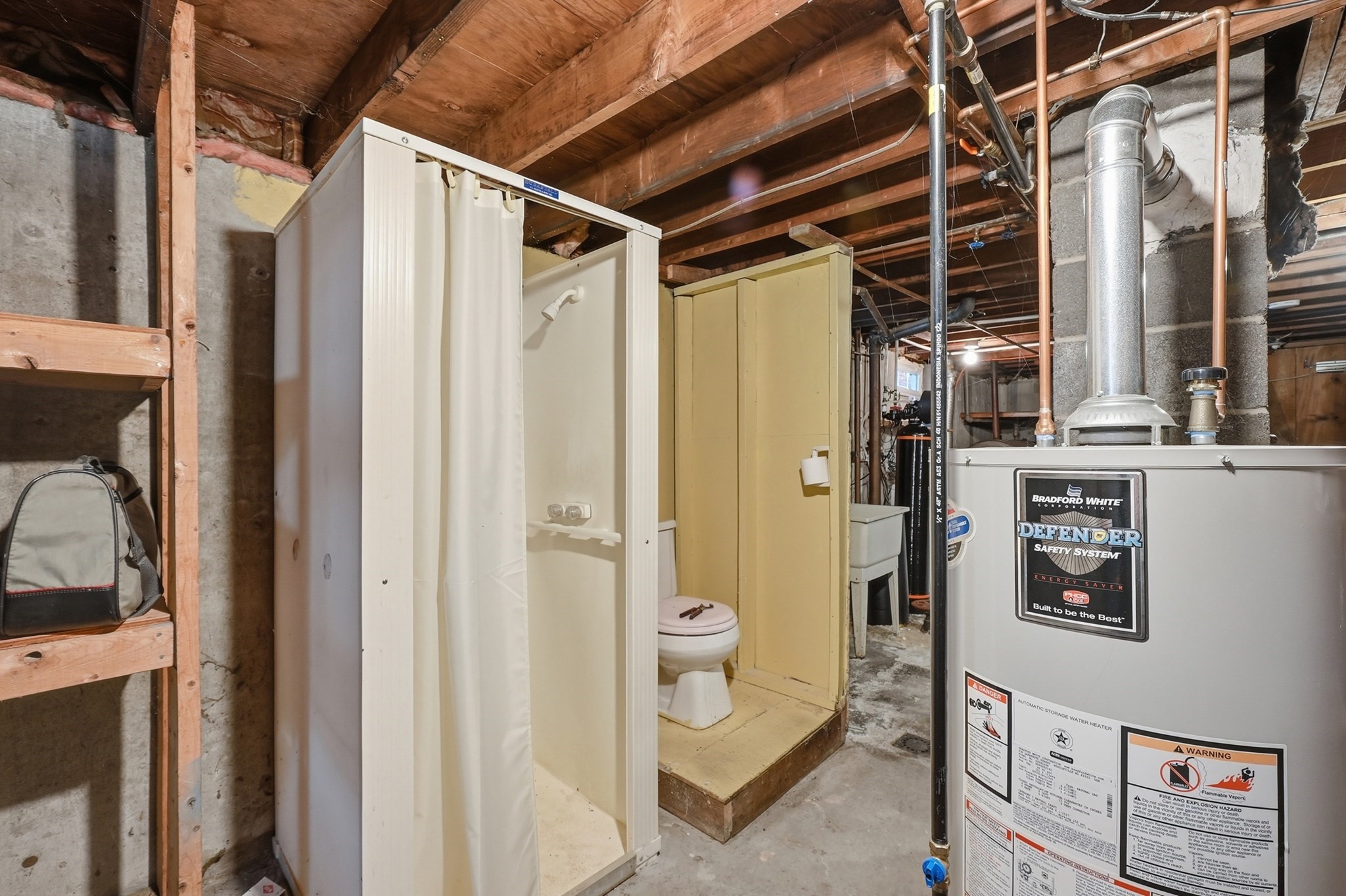 75 Knollwood St Property Photo 27