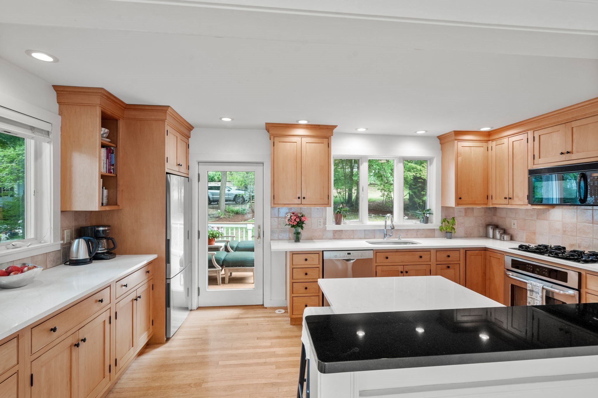 16 Lewis Street Property Photo 13