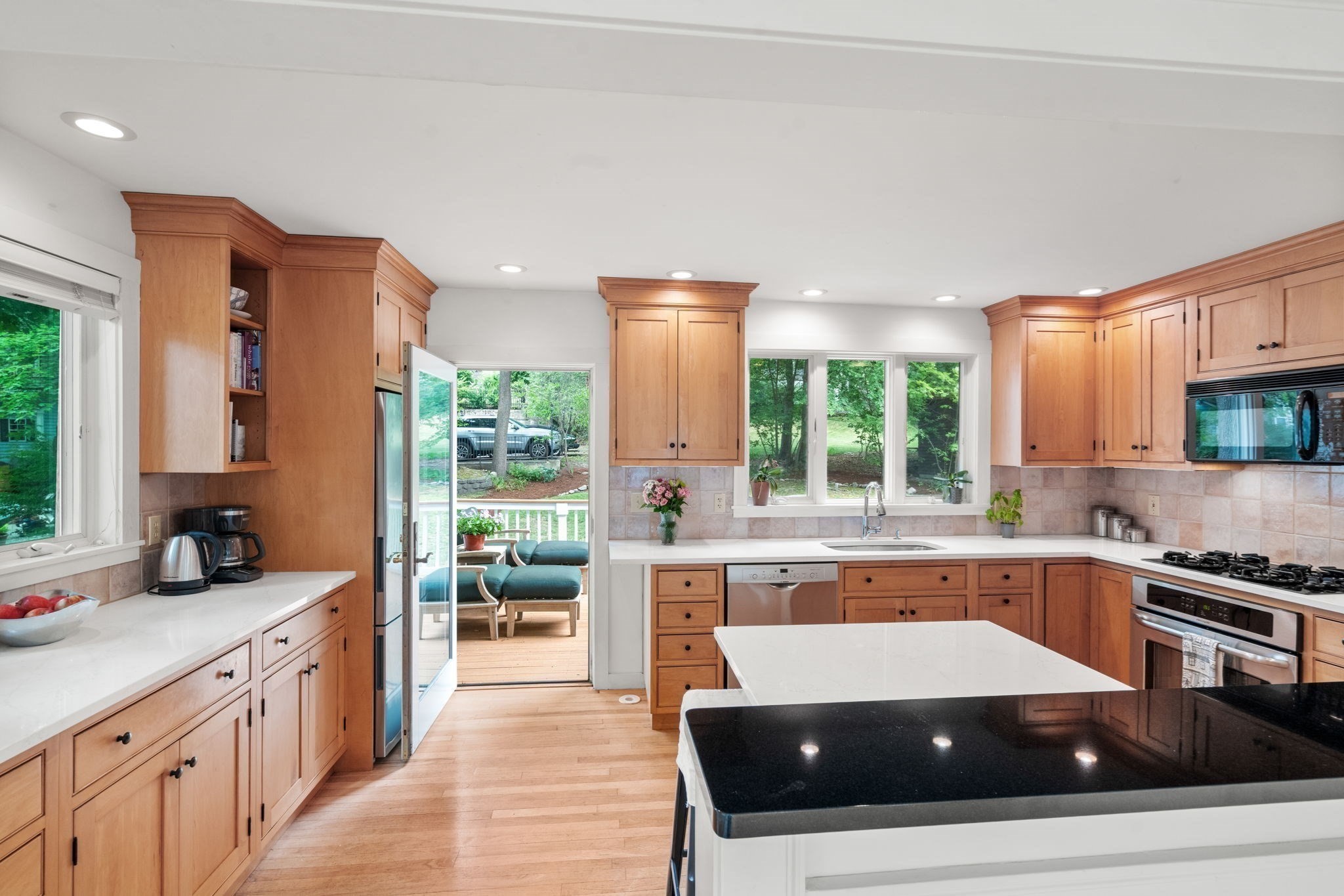 16 Lewis Street Property Photo 15