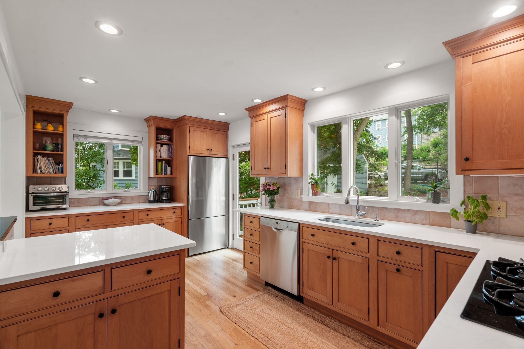 16 Lewis Street Property Photo 18