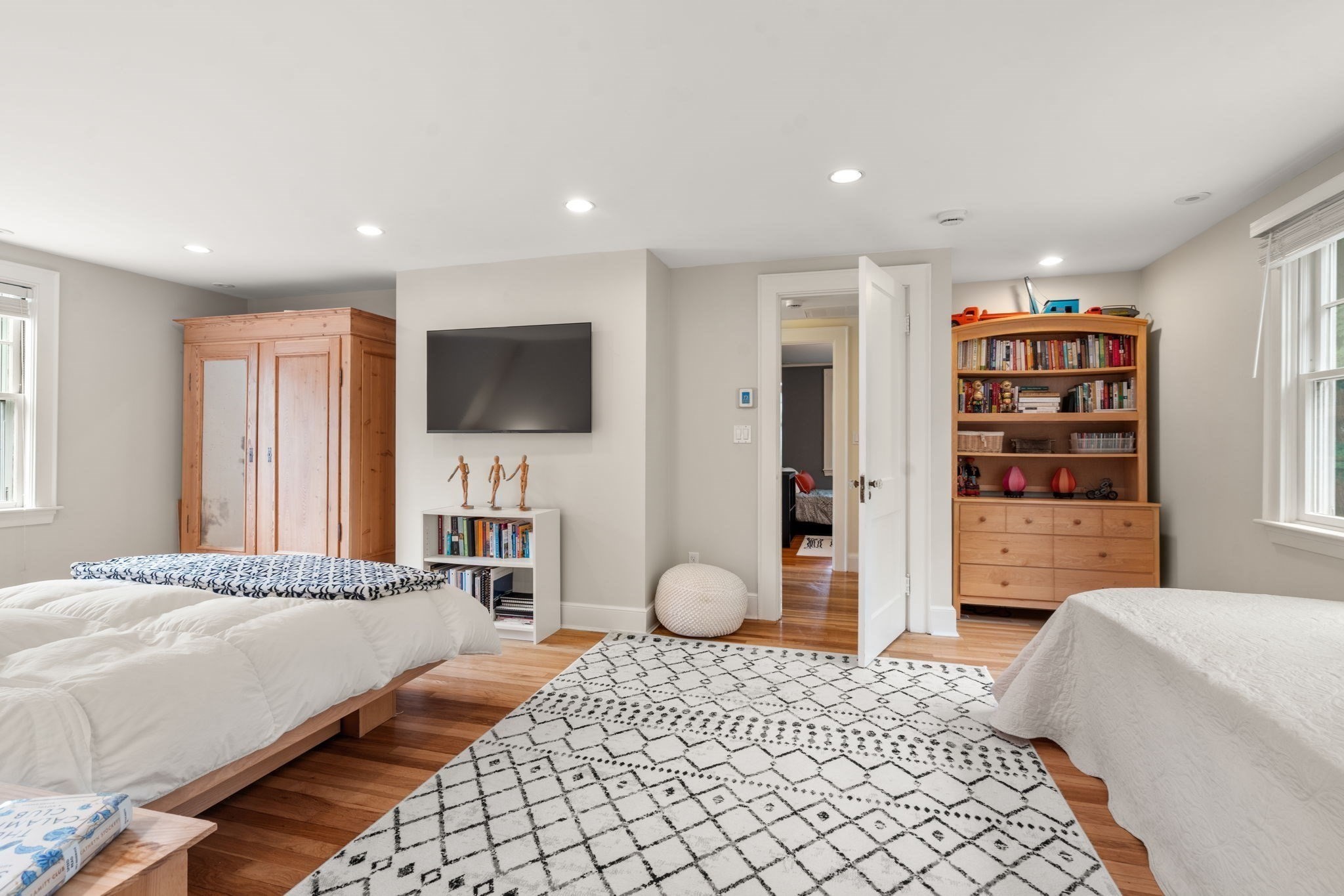 16 Lewis Street Property Photo 21