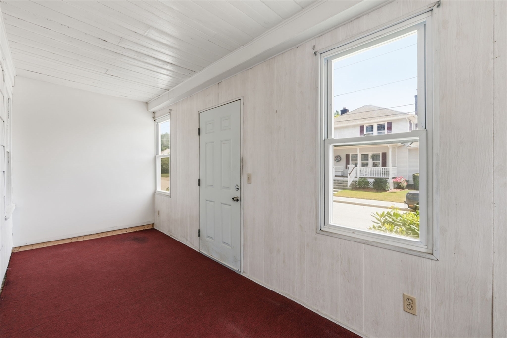 17 Rollinson Road Property Photo 5