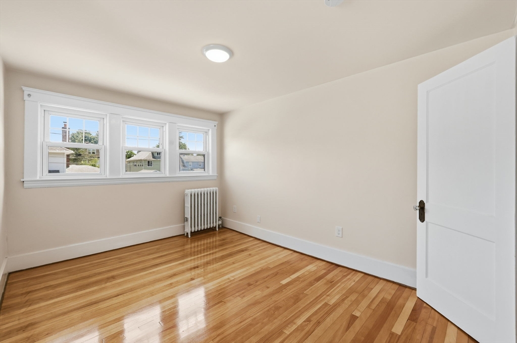 17 Rollinson Road Property Photo 23