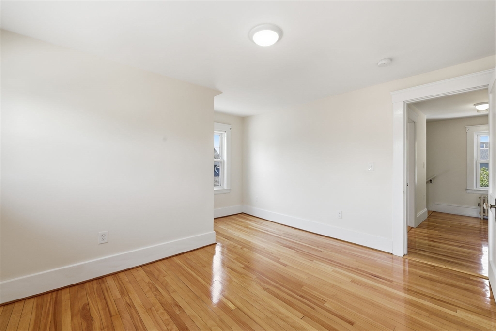 17 Rollinson Road Property Photo 28