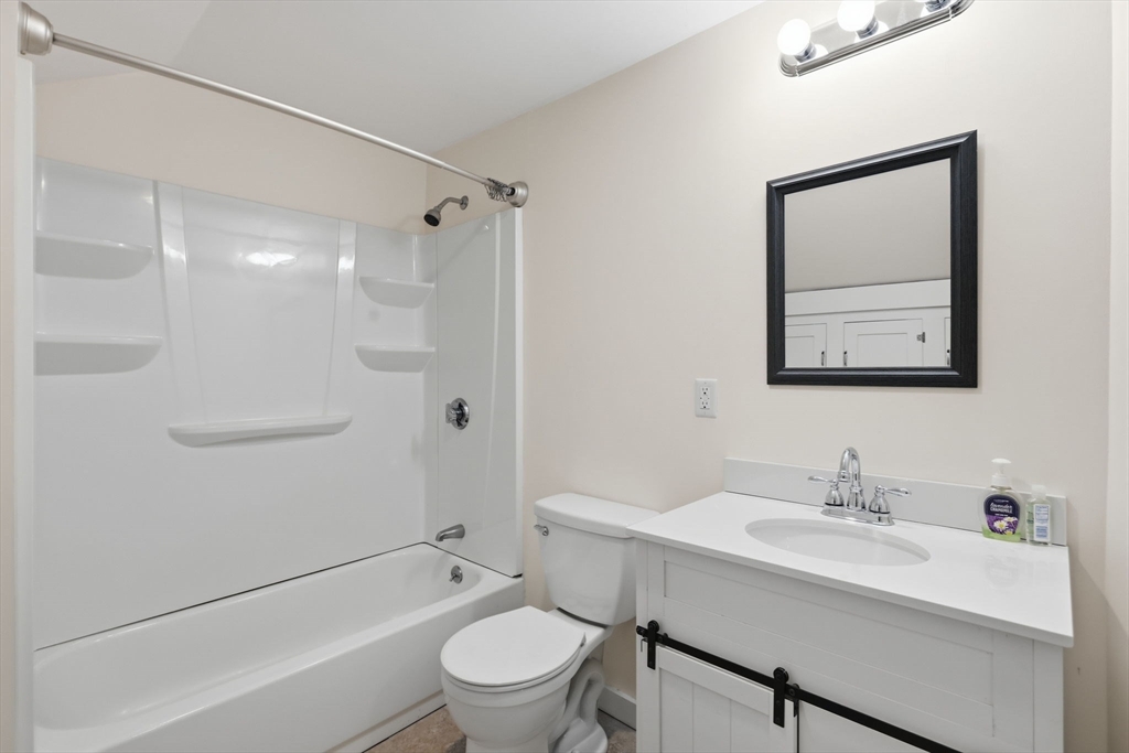17 Rollinson Road Property Photo 33