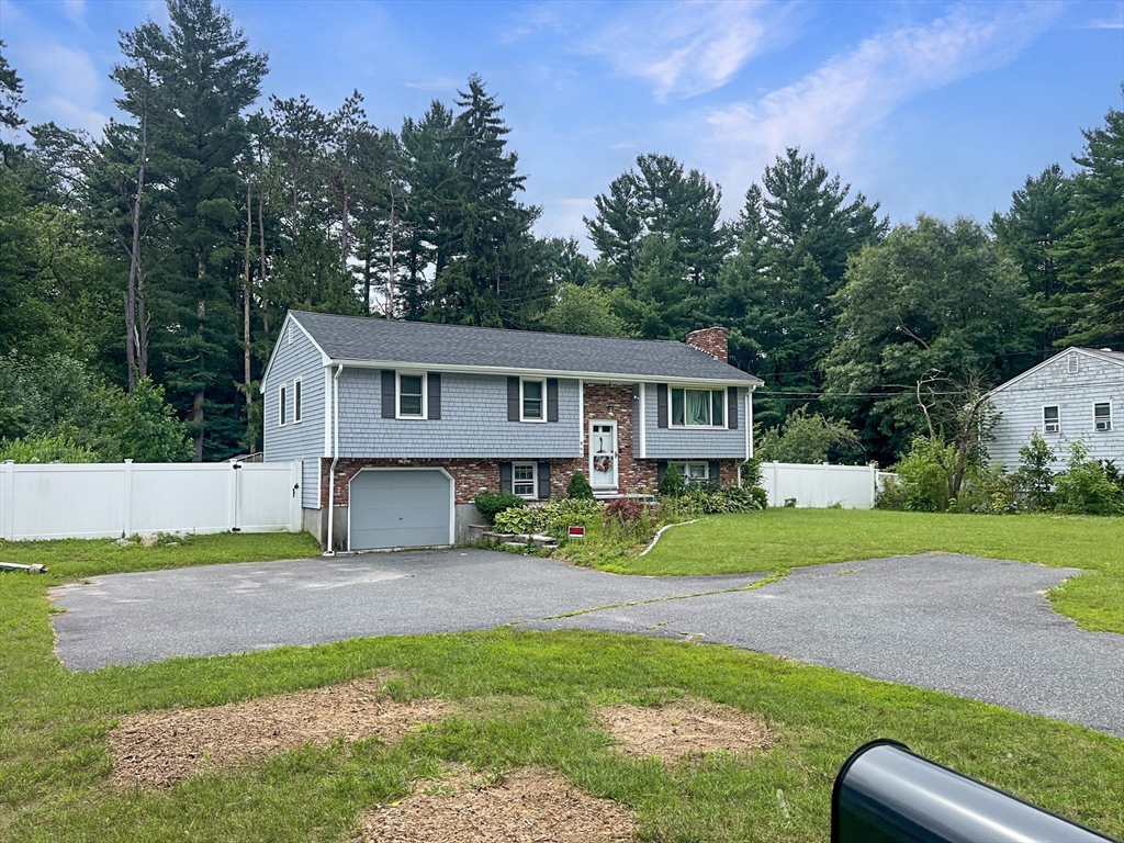 860 School Street Property Photo 2