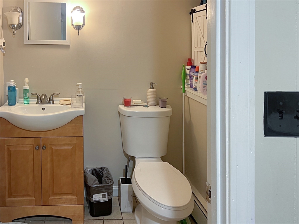 860 School Street Property Photo 24