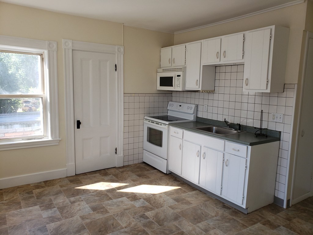 459 King Street # 2 Property Photo 2