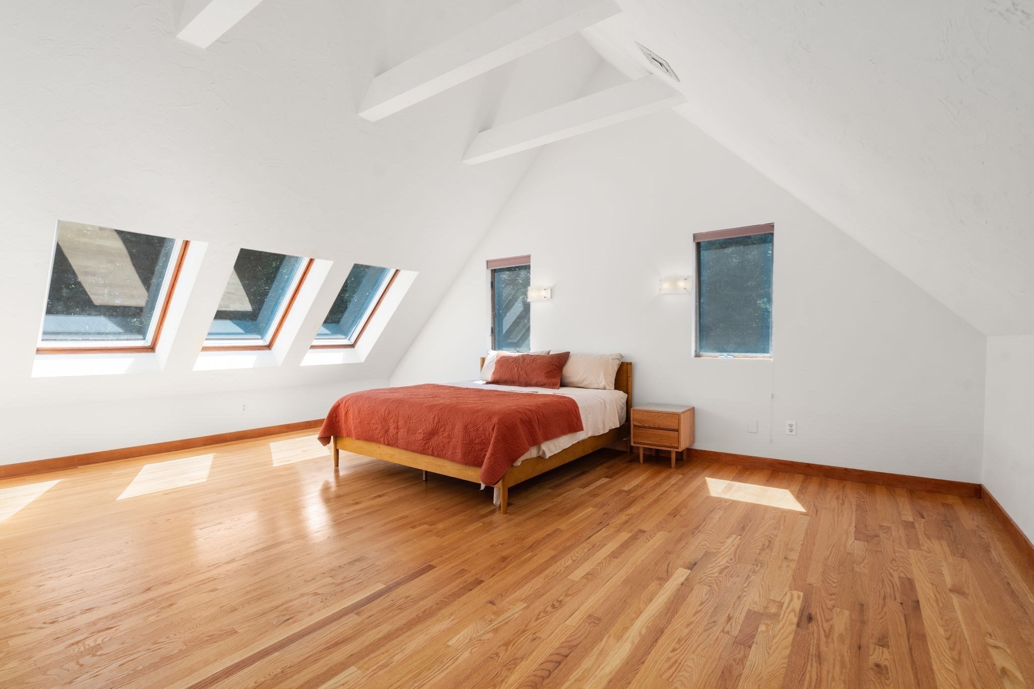 7 Larch Rd Property Photo 12