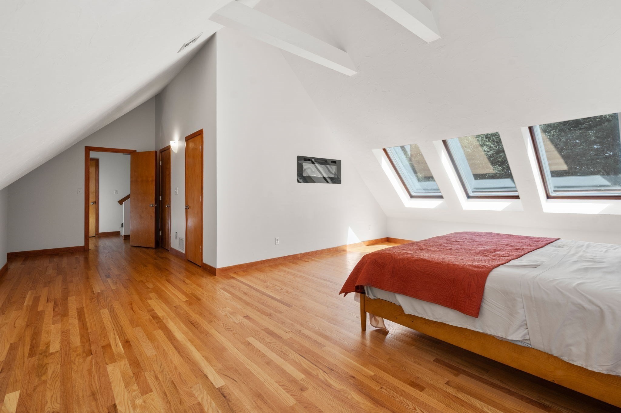 7 Larch Rd Property Photo 13