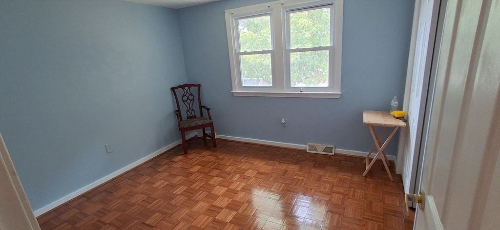 54 Carter St Property Photo 9
