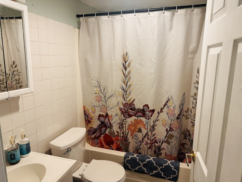 54 Carter St Property Photo 10