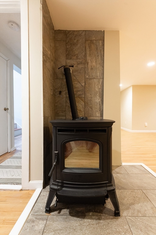 92 Brook St Property Photo 32
