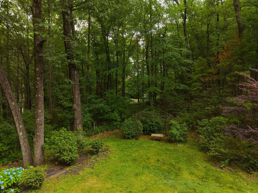 92 Brook St Property Photo 33
