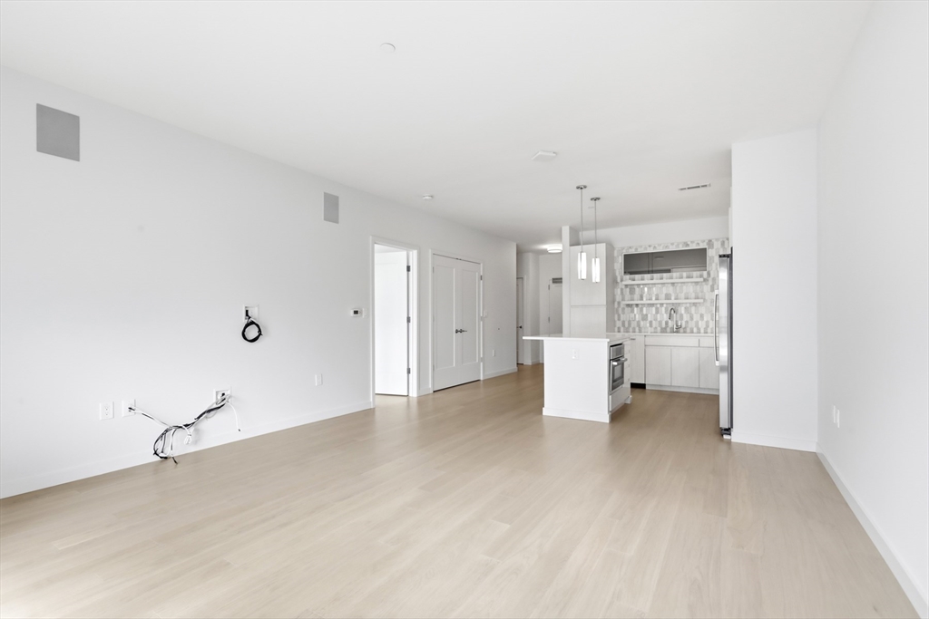 45 W 3rd St # 413 Property Photo 8