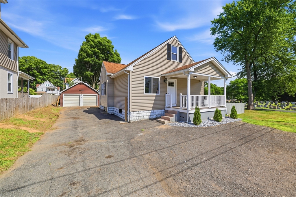 16 Park Pl Property Photo 1