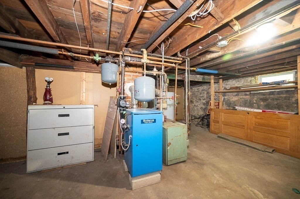 352 Daniels St Property Photo 38