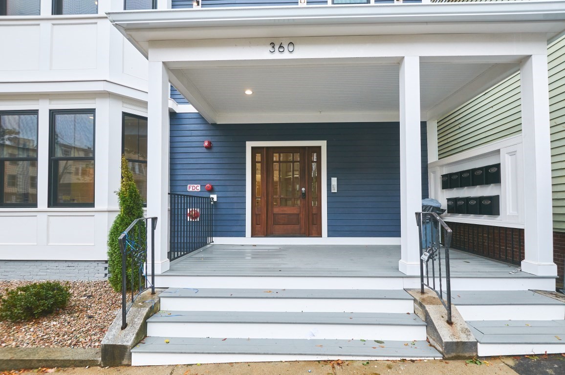360 Meridian St # 5 Property Photo 12