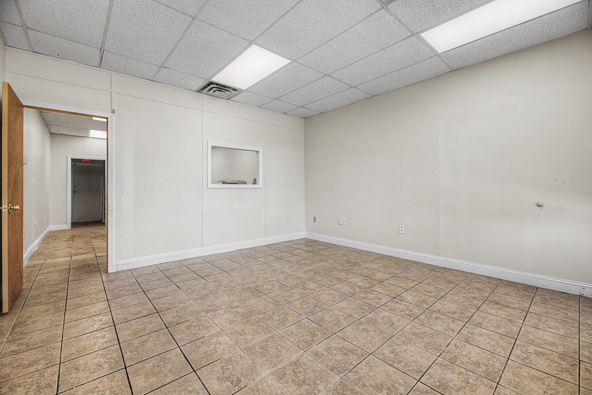 104 Spring Street Property Photo 12