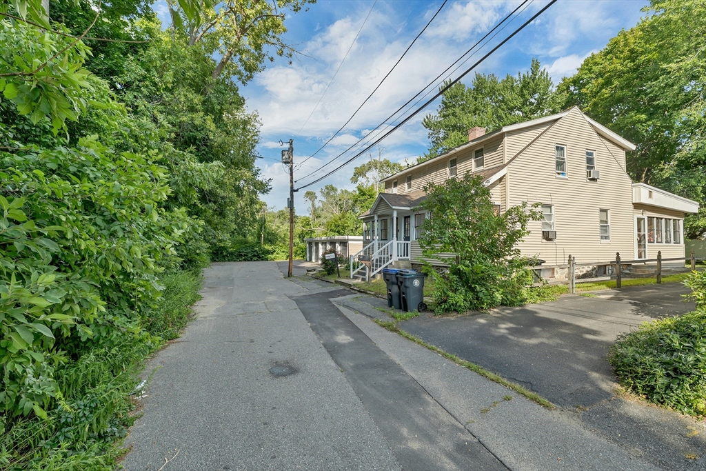 7 9 East River Place Property Photo 6