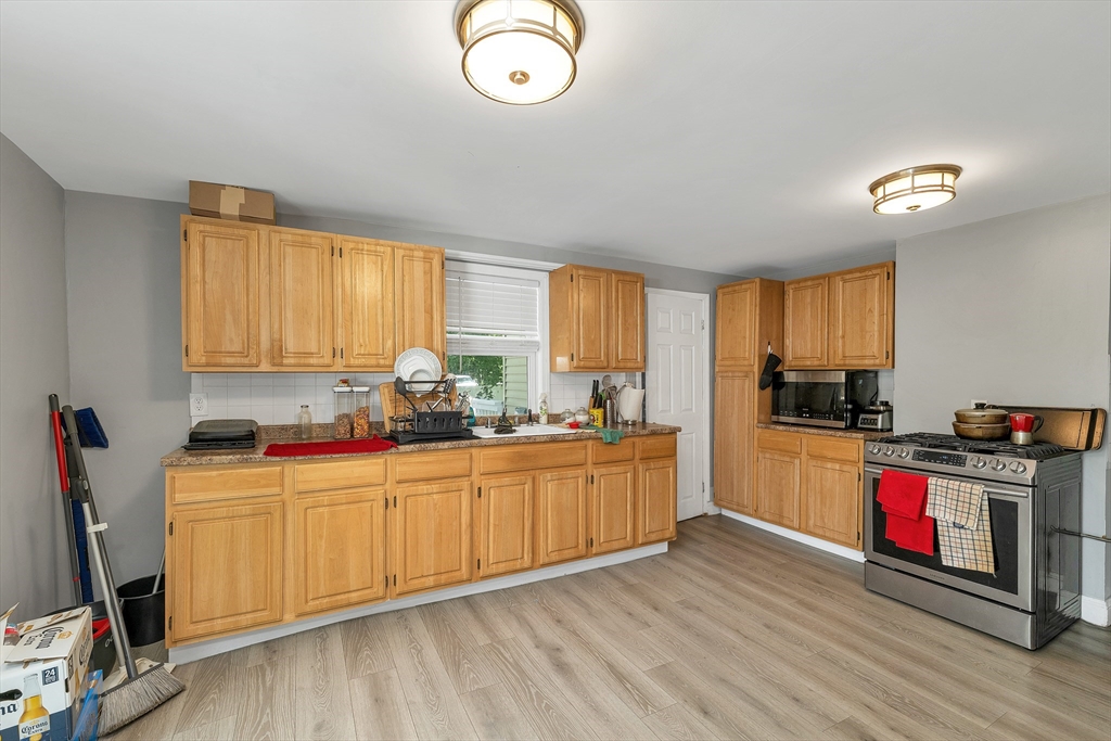 7 9 East River Place Property Photo 25