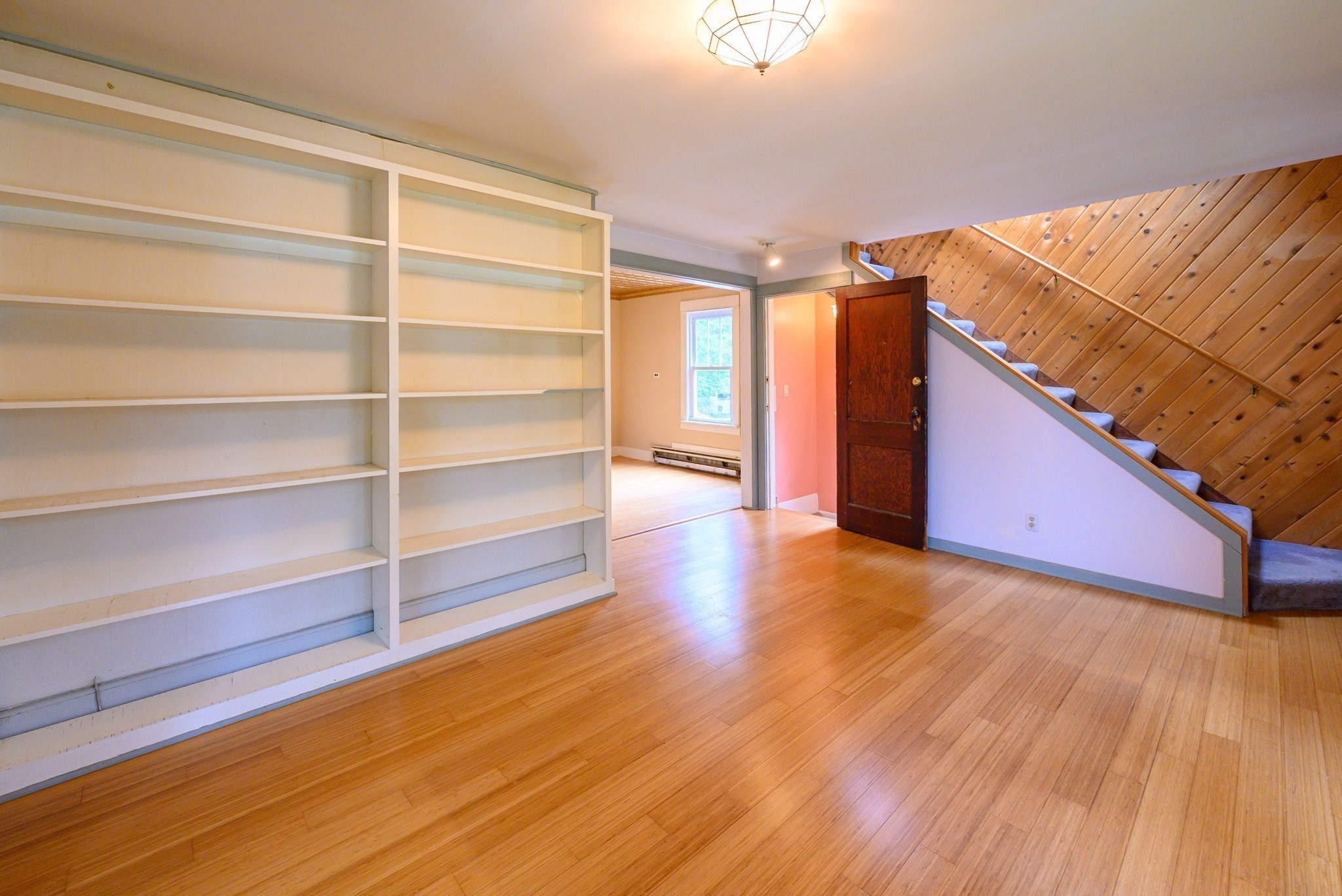 16 Boynton Ave Property Photo 3
