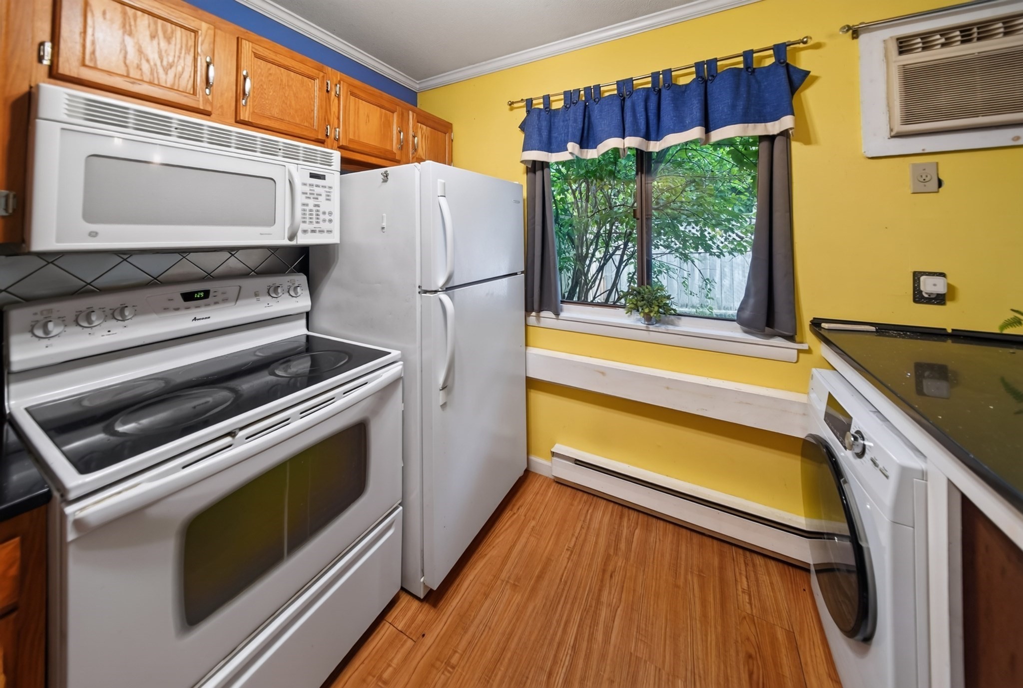 170 E Hadley Rd # 140 Property Photo 4