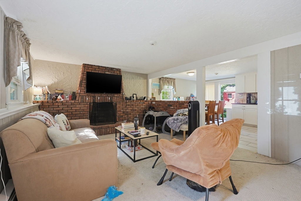 2 Mathurin Rd Property Photo 8
