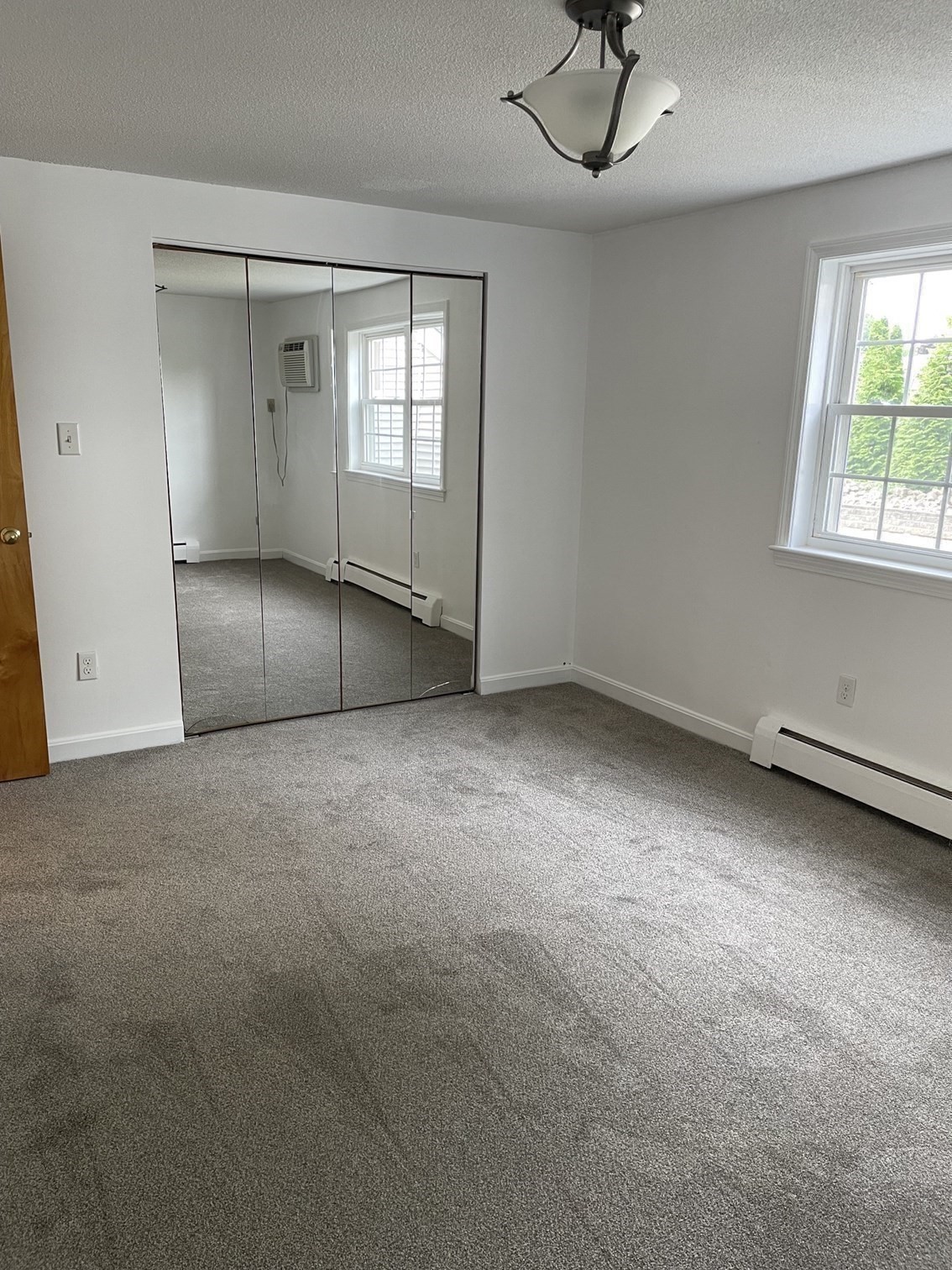 206 Rock St # M5 Property Photo 10