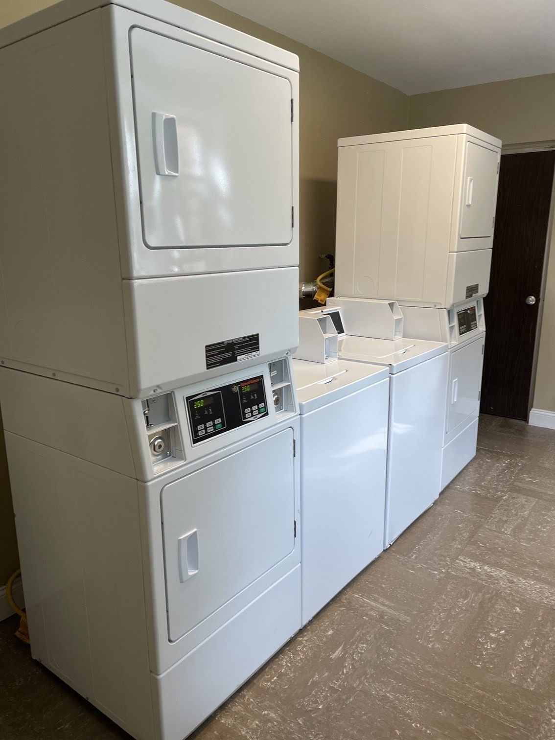 206 Rock St # M5 Property Photo 15