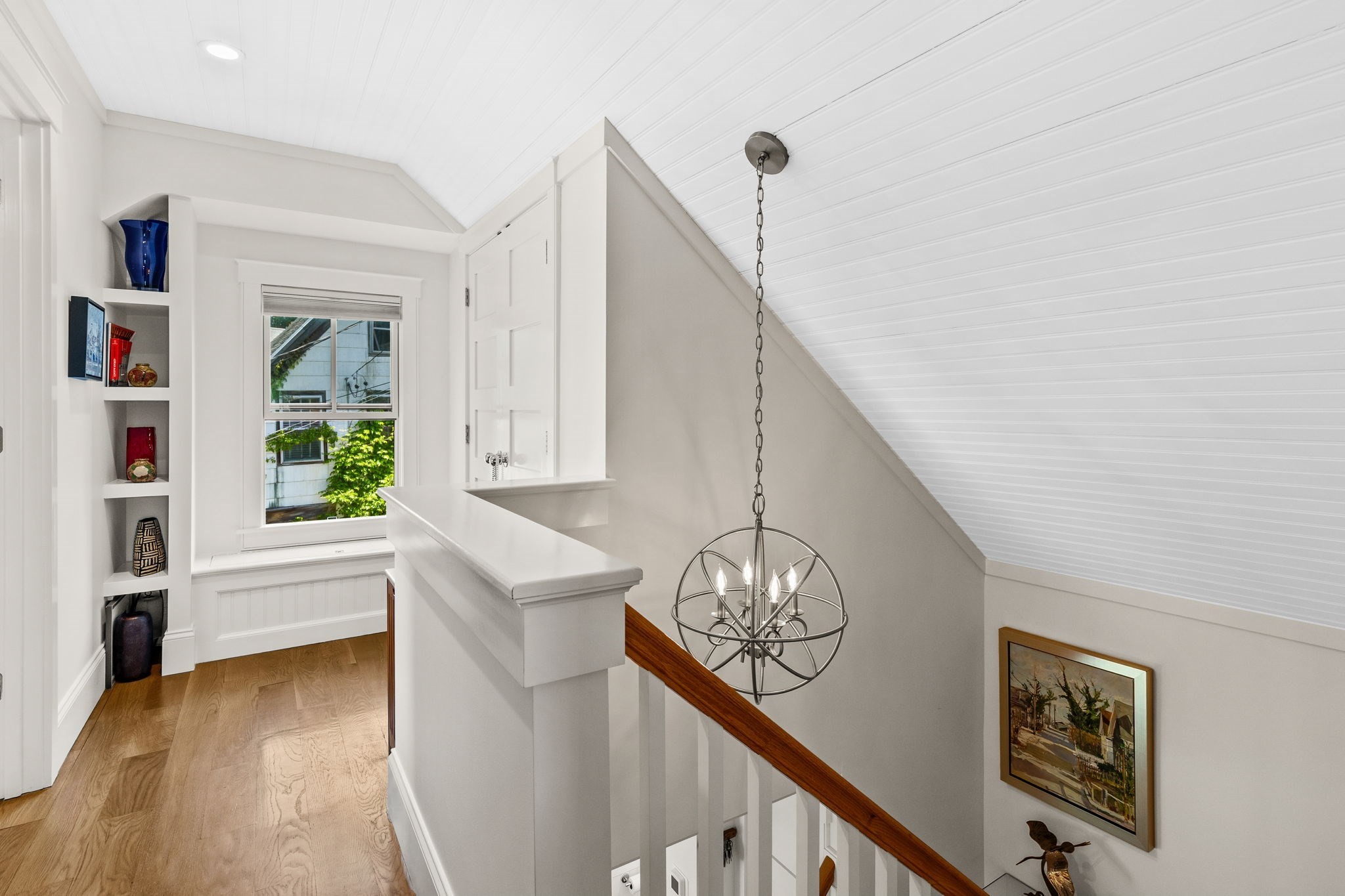 24 Cottage St Property Photo 16