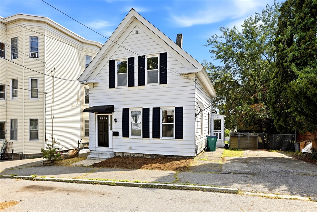 46 Arlington St Property Photo 1