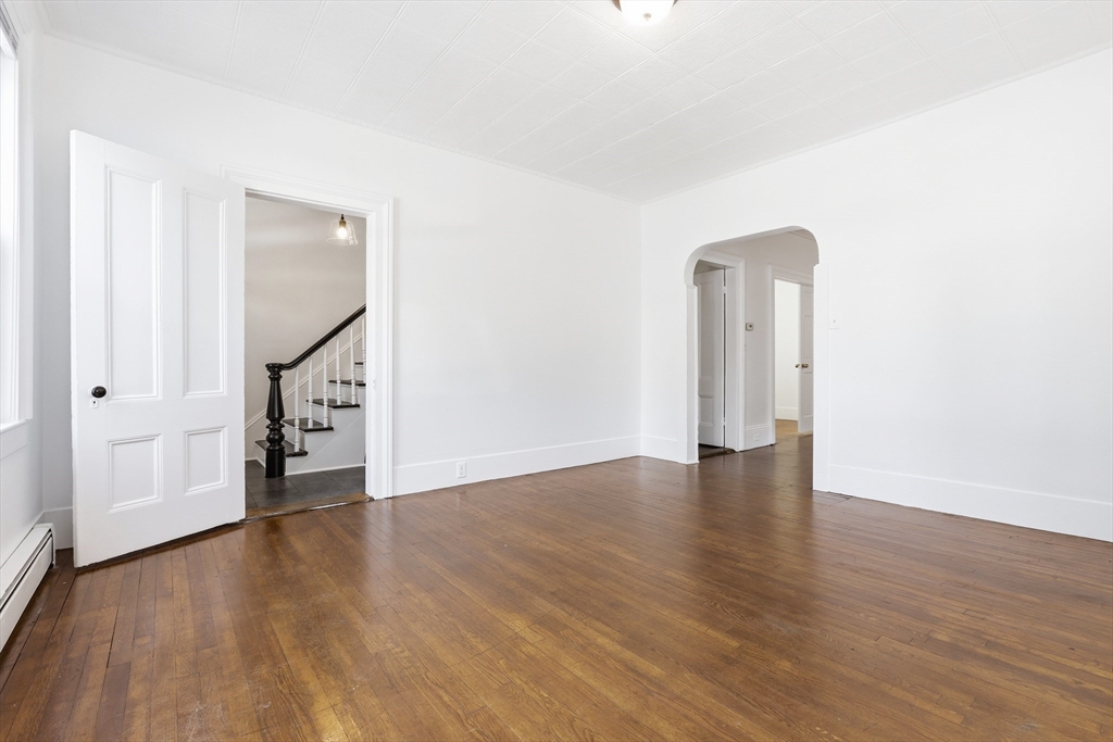 46 Arlington St Property Photo 4