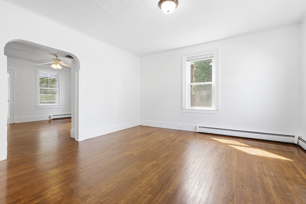 46 Arlington St Property Photo 5