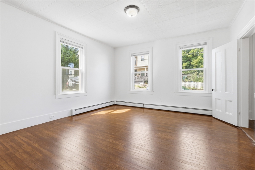 46 Arlington St Property Photo 6