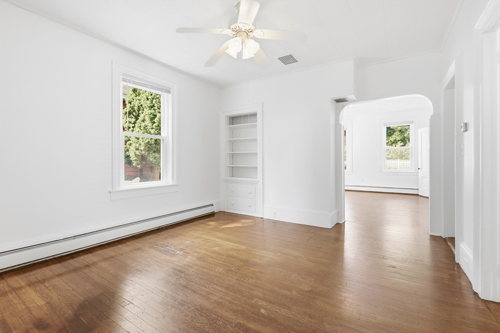 46 Arlington St Property Photo 10