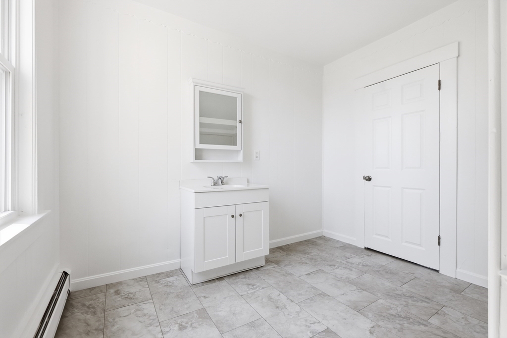 46 Arlington St Property Photo 30