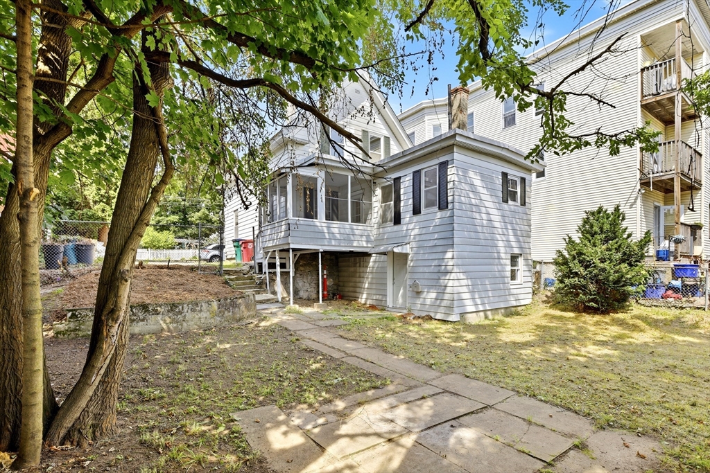 46 Arlington St Property Photo 36