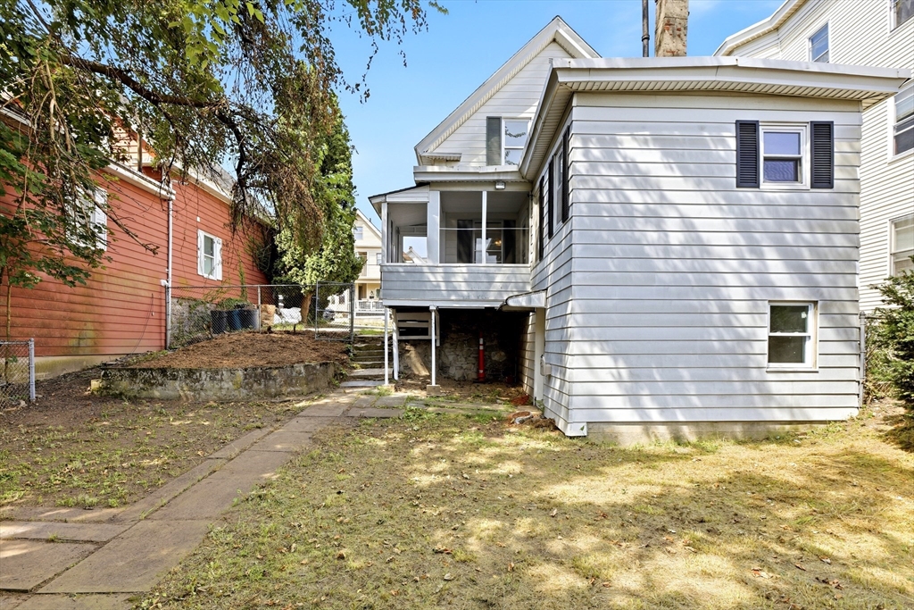 46 Arlington St Property Photo 37