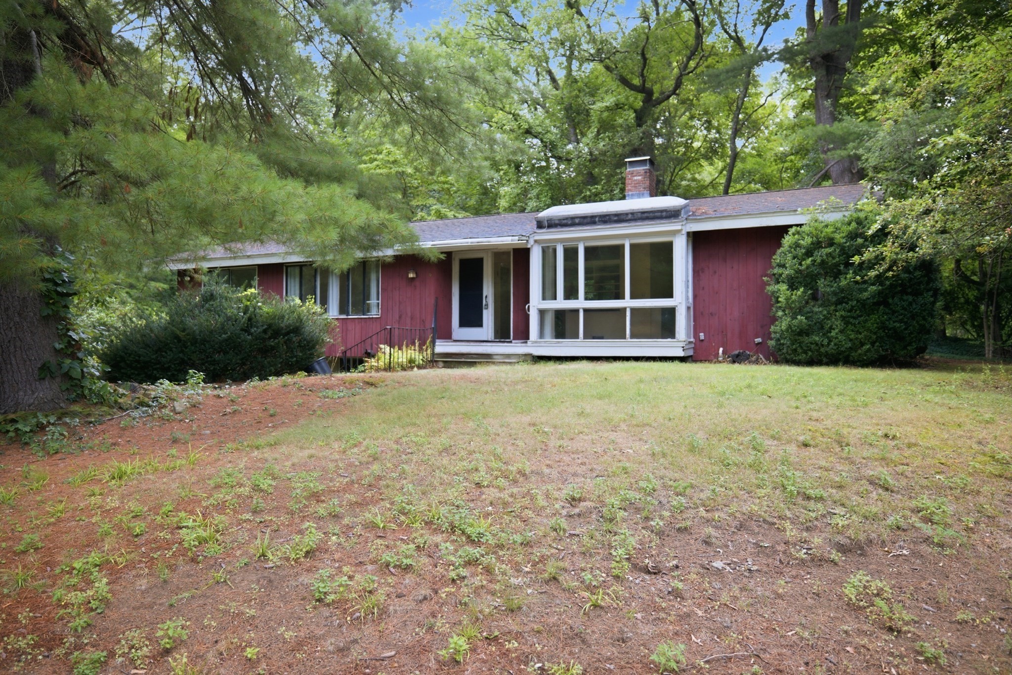 9 Peacock Farm Road Property Photo 2
