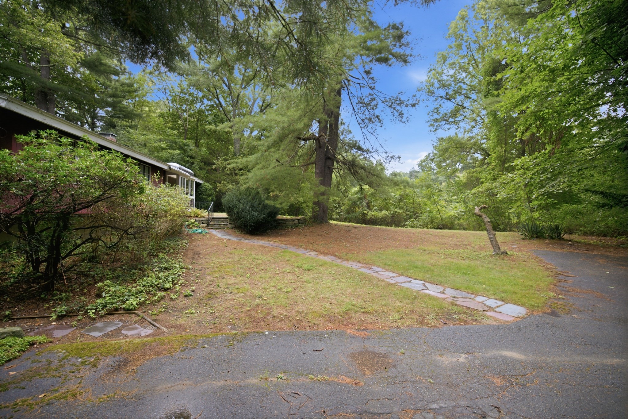 9 Peacock Farm Road Property Photo 23
