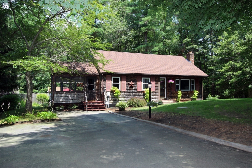 18 Chestnut Street Property Photo 1