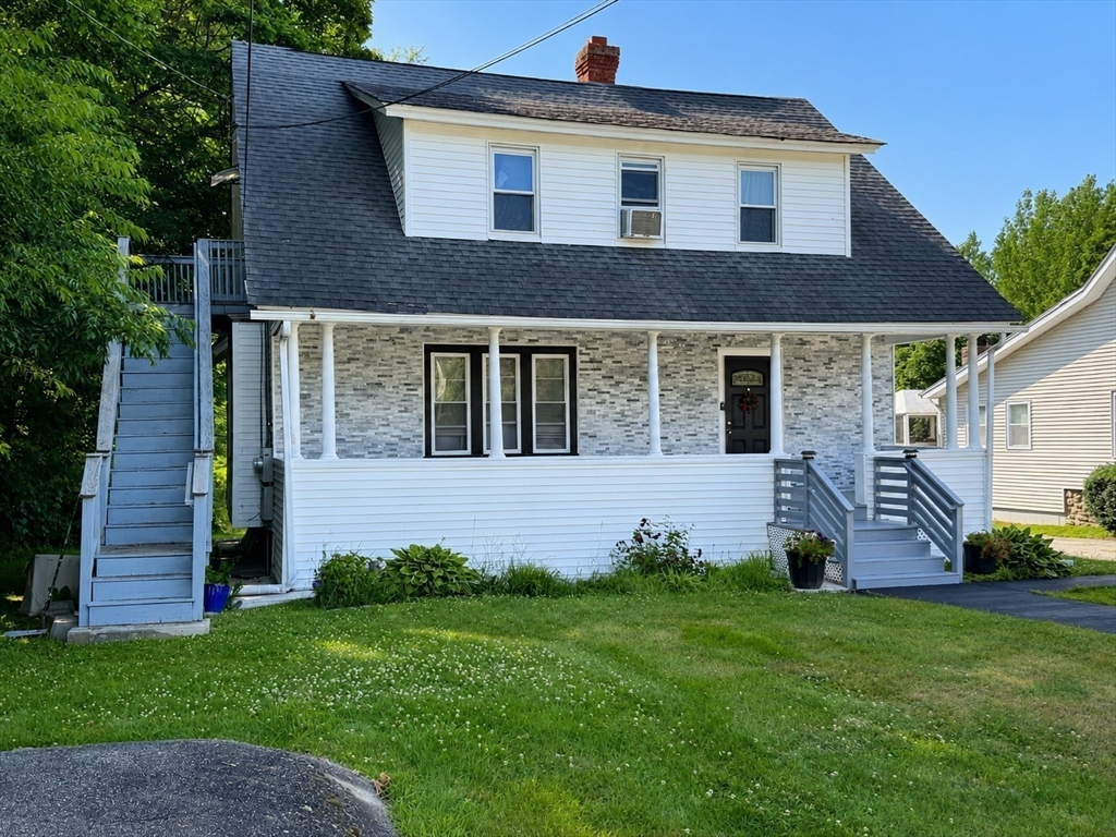 42 Pakachoag St Property Photo 1
