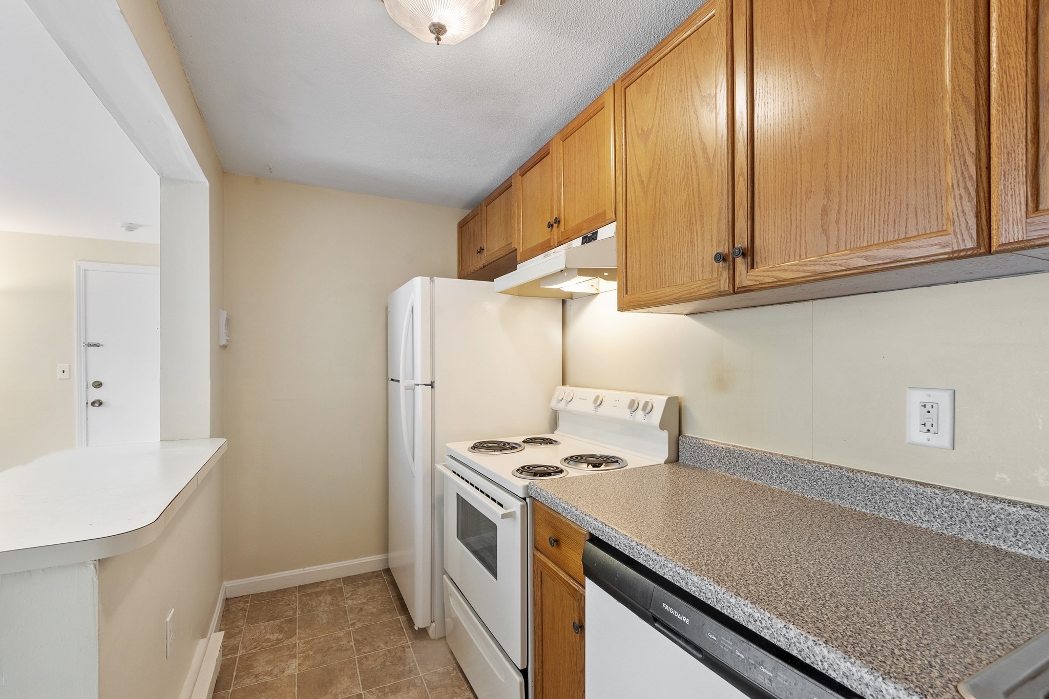 392 Great Rd # A104 Property Photo 6