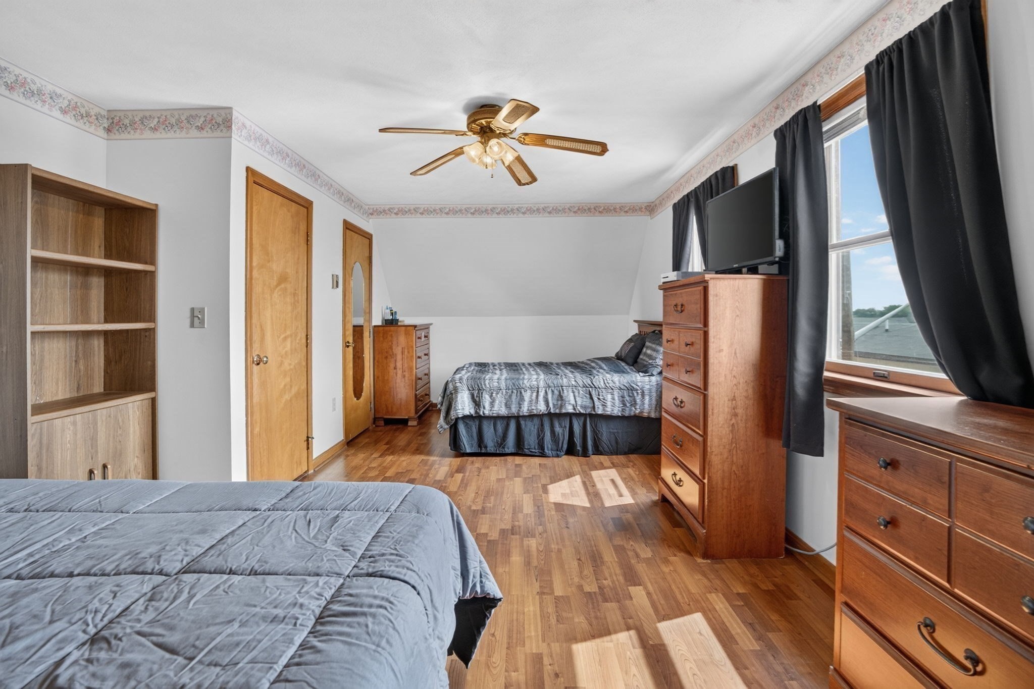 30 Brownville Ave Property Photo 14