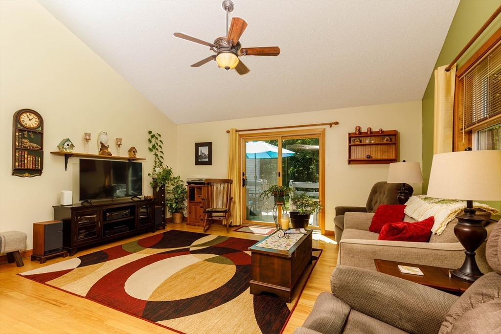 132 Briar Way # 132 Property Photo 5