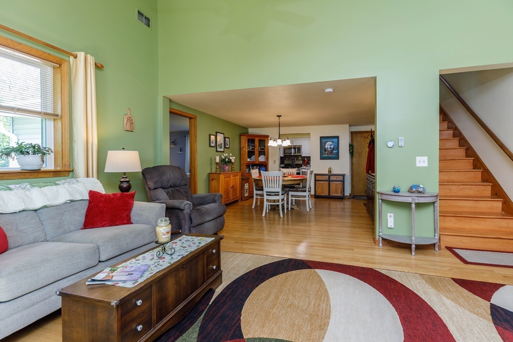 132 Briar Way # 132 Property Photo 6