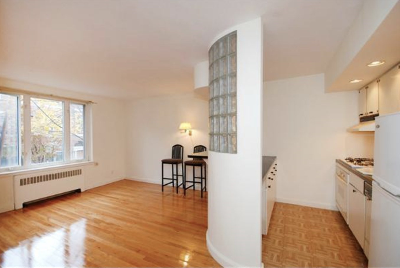 150 Beaconsfield Road # 1 Property Photo 1