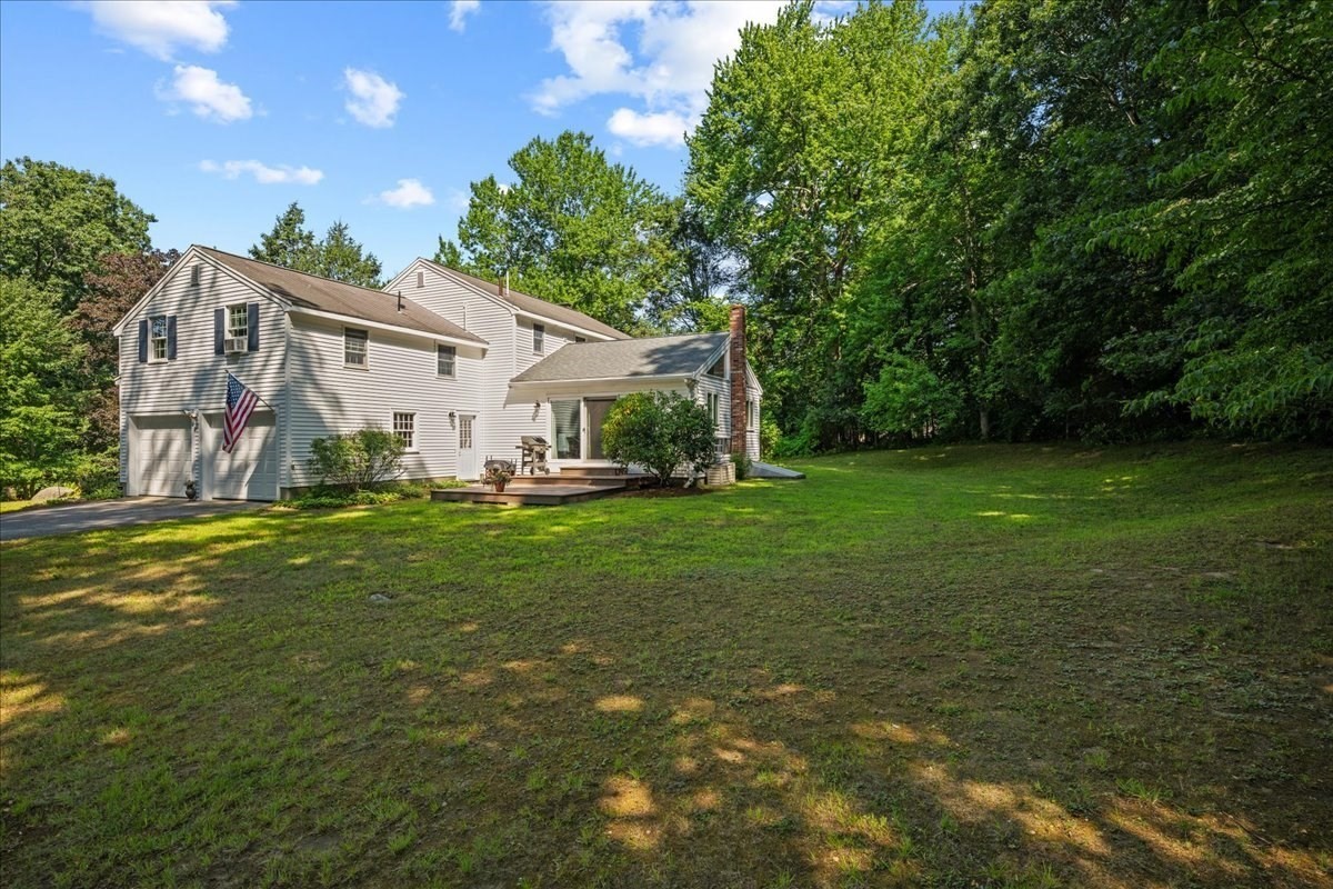 11 Hickory Rd Property Photo 3
