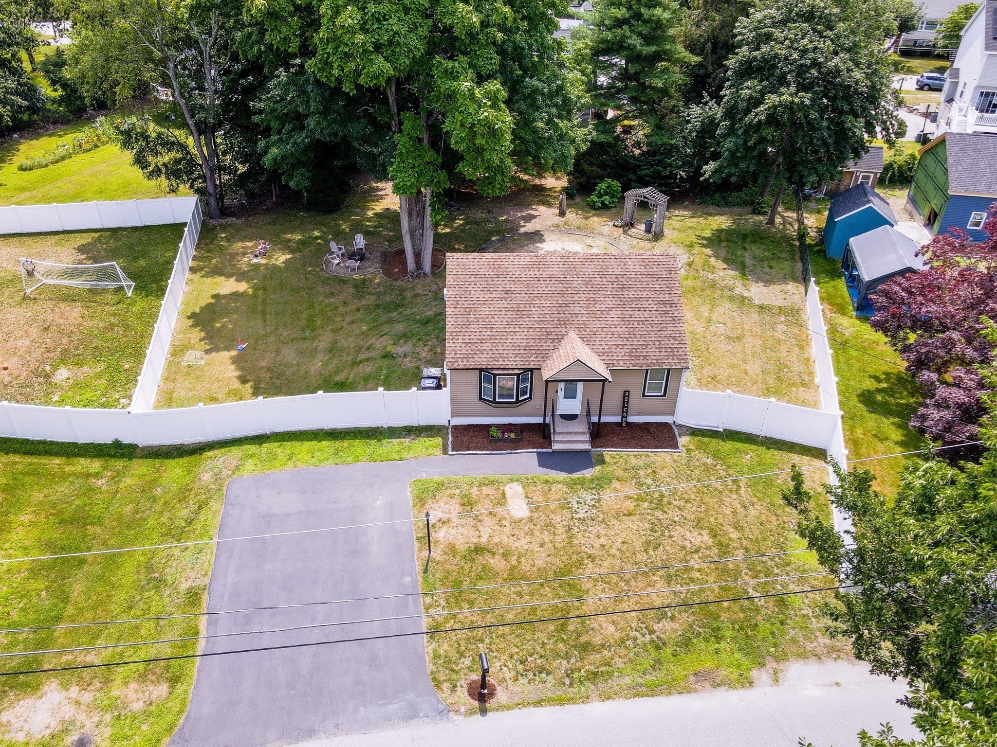 103 Fox Ave Property Photo 2